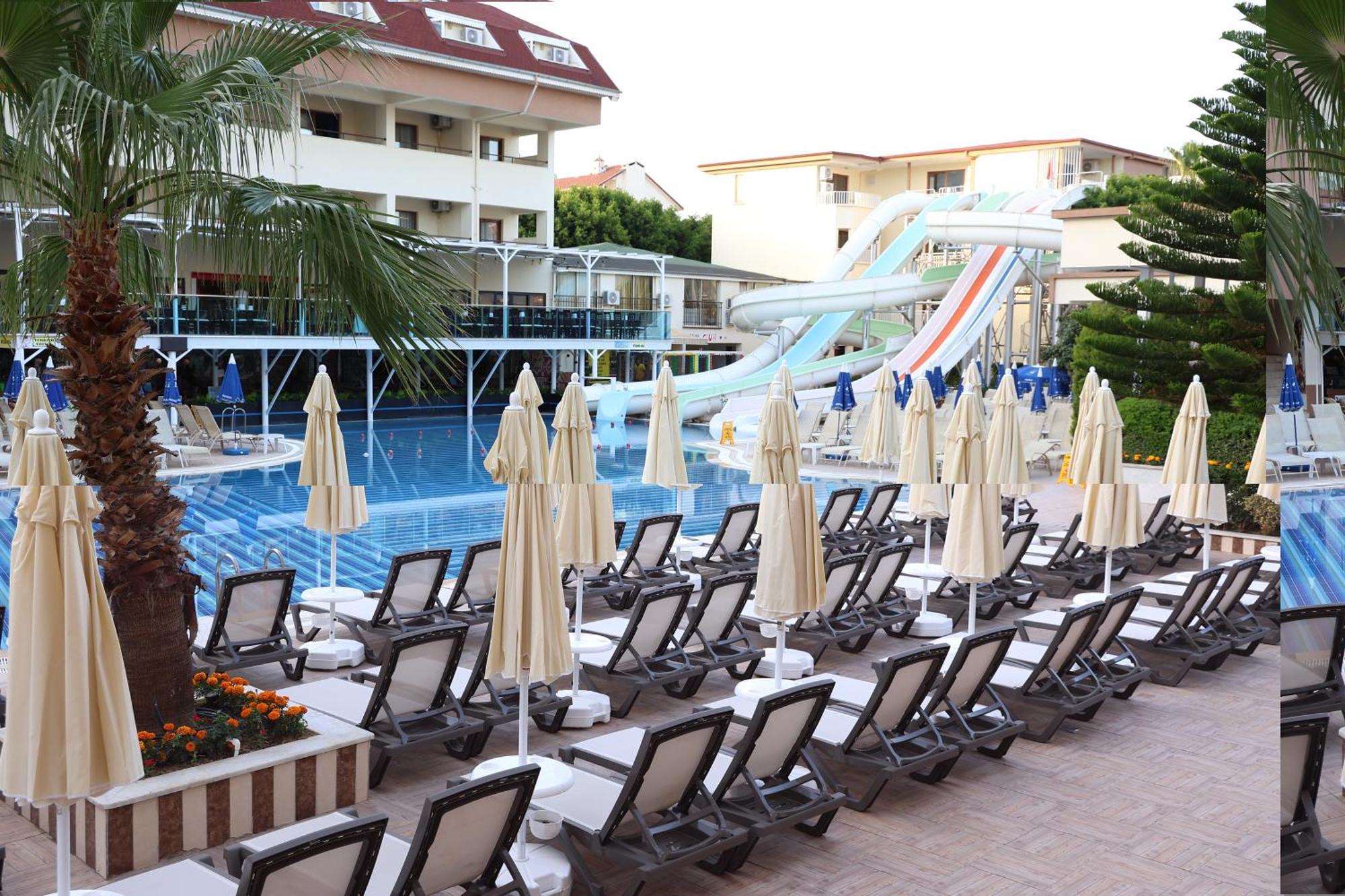 Side Yesiloez Hotel Exterior photo