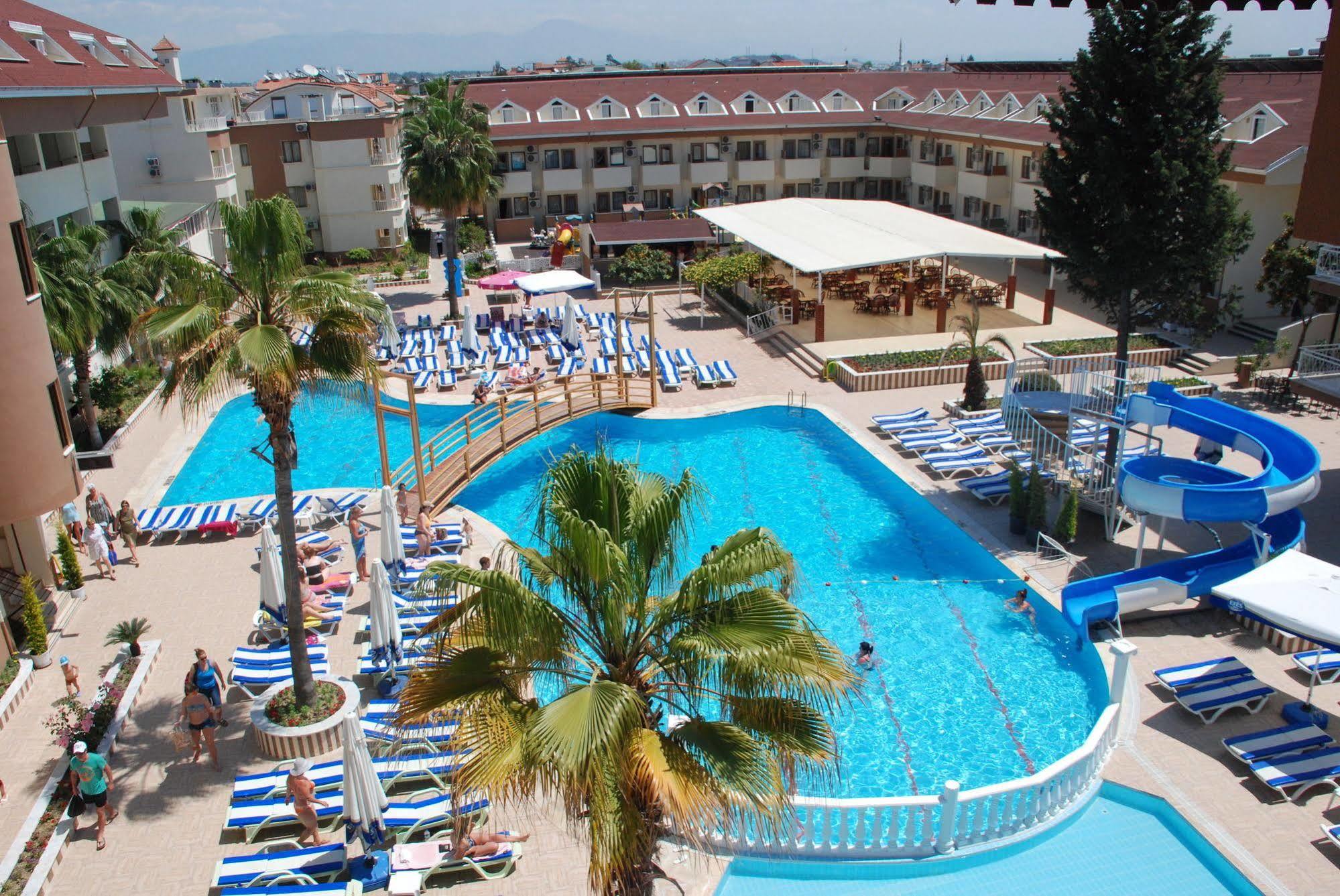 Side Yesiloez Hotel Exterior photo